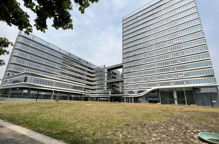 补贴20元光明高新科技园研发厂房2000平方出租形象好免佣金