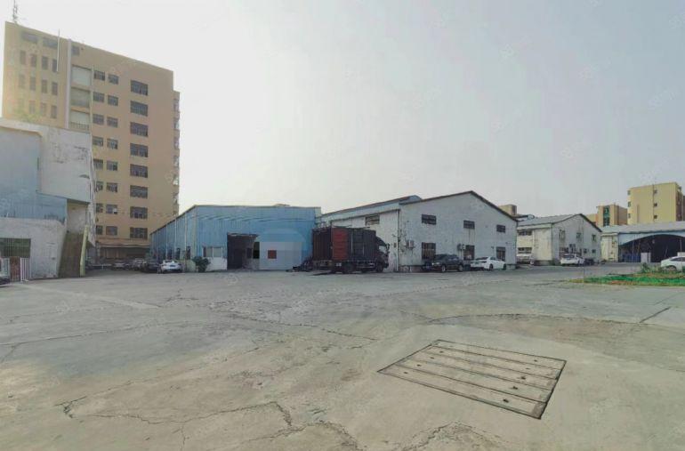 公明圳美光侨路旁钢构厂房1020平，带阁楼办公室，水电主线