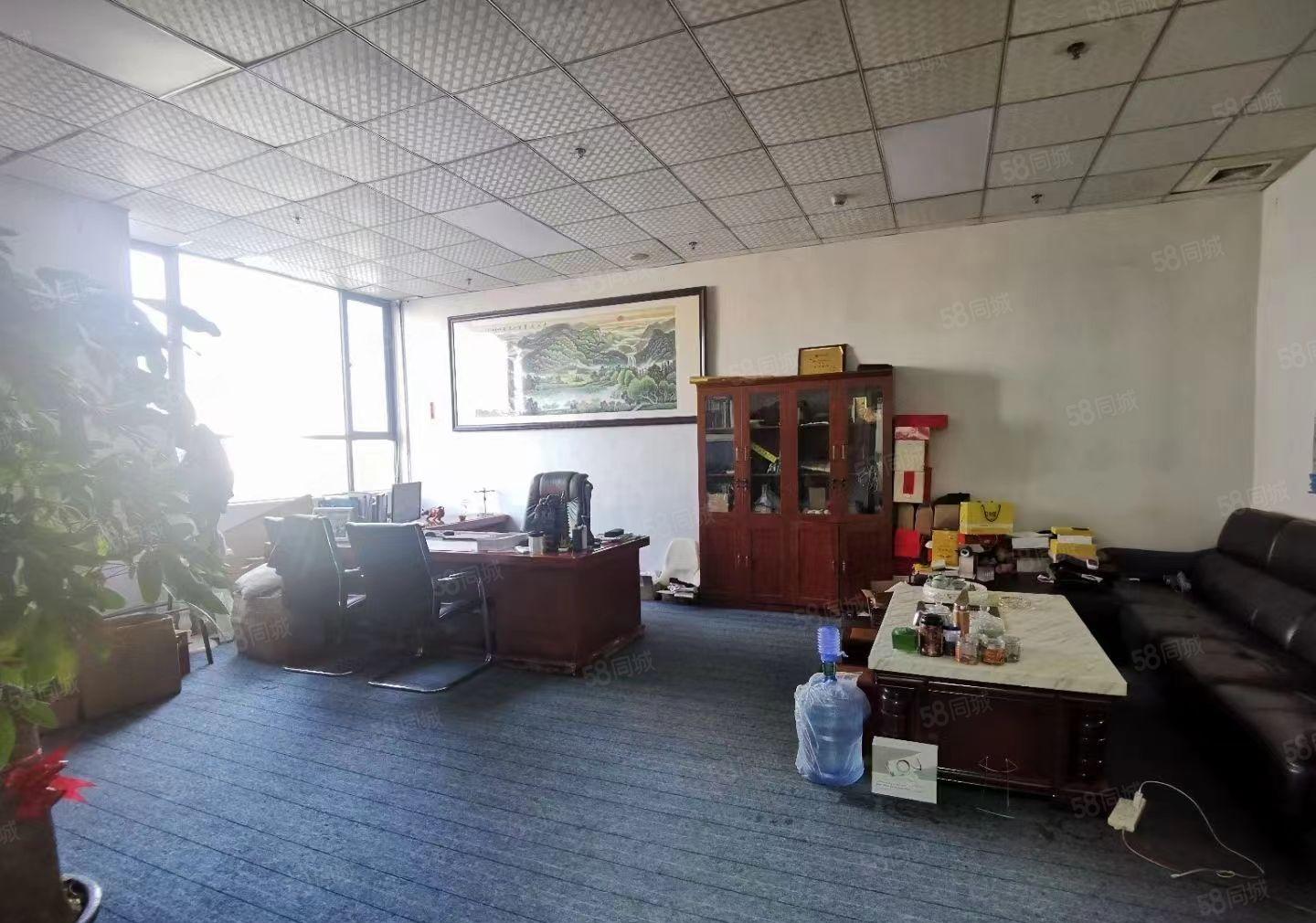 公明厂房，仓库出租，2楼1400平可分500平起，有无尘车间