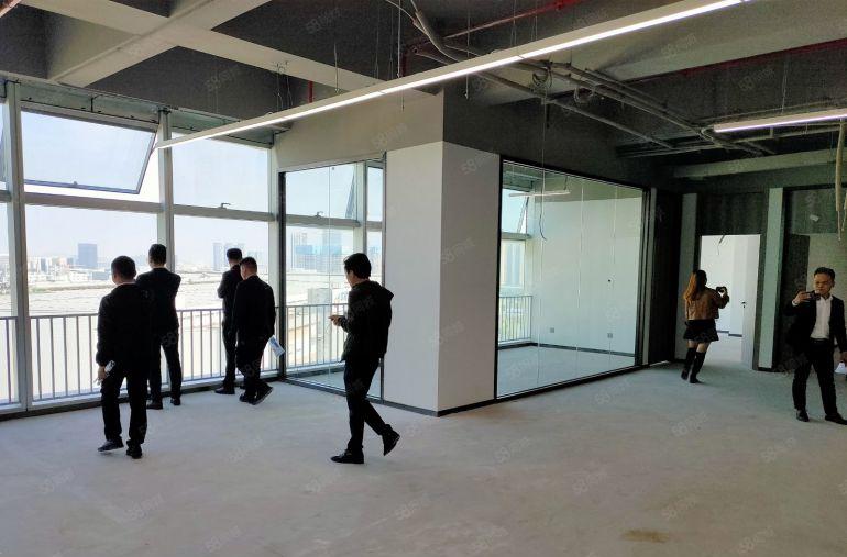 光明厂房出租200平起租红本厂房可领20元高新补贴免租6个月