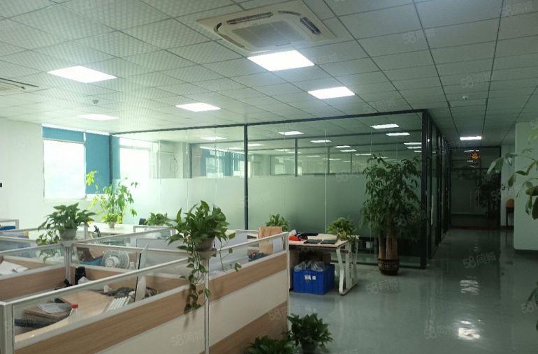 光明楼上厂房出租900平，带前台，精装修办公室，水电齐全！