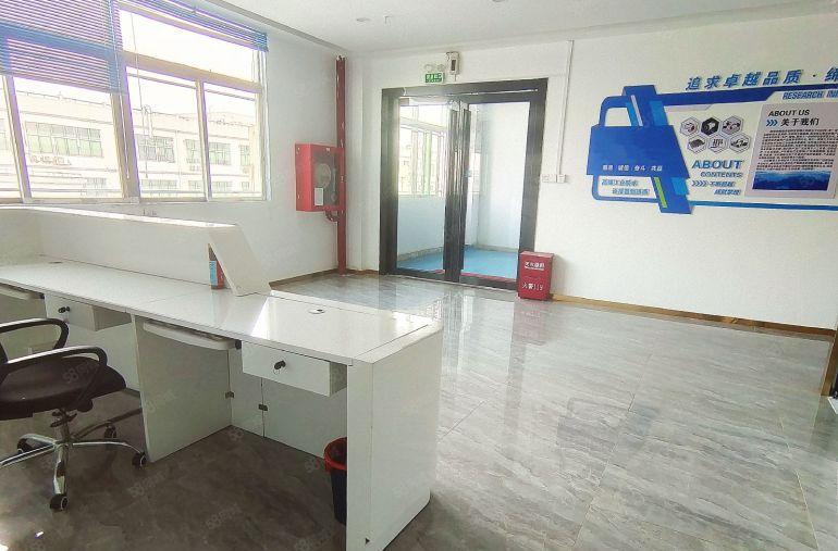 公明楼村地铁口低价800平精装修厂房招租，原房东独院，300