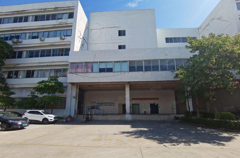 坪山中心区原房东大型产业园一楼高9米3000平方厂房仓库出租