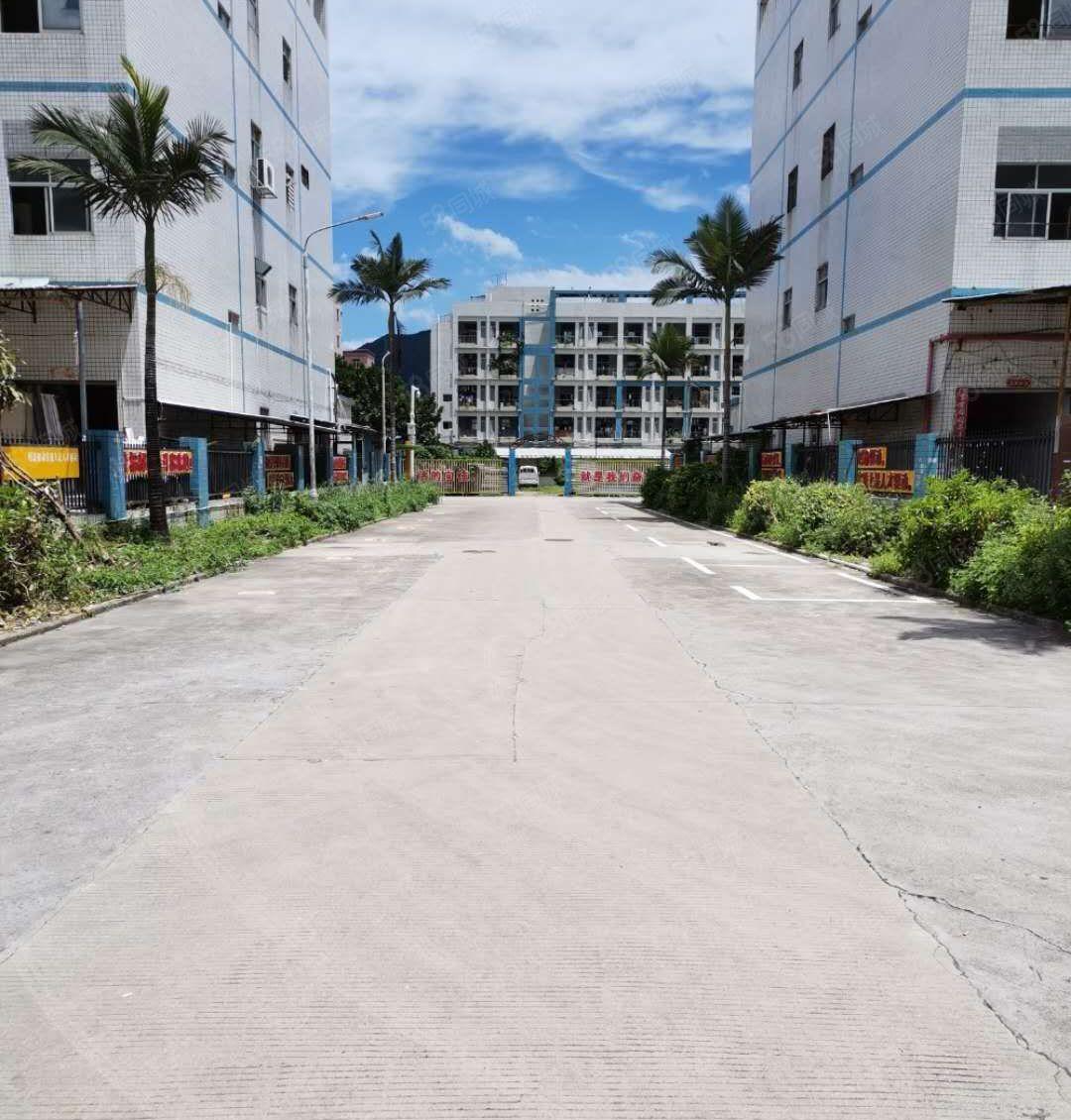 坪山沙湖二楼380平方出租，现成办公室装修