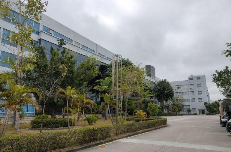 坪山高新区花园式科技园红本厂房2800平米