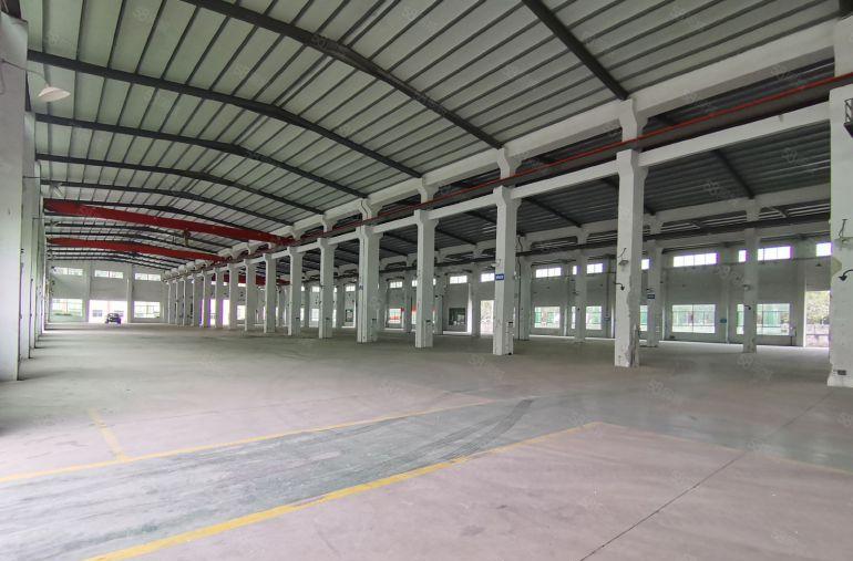 坪山大工业区独门独院单一层9米高钢构带行车厂房出租可分租