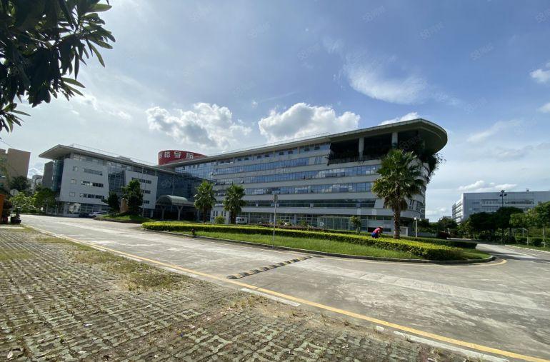 空地超大原房东层高6米坪山工业区新出2000平一楼 厂房出租