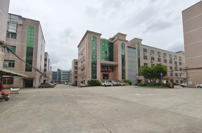 坪山坑梓大型科技园楼上1000平精装修办公仓库厂房低价出租