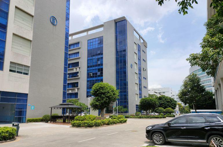 深圳坪山高新区，10万平方米高新科技园红本厂房出租