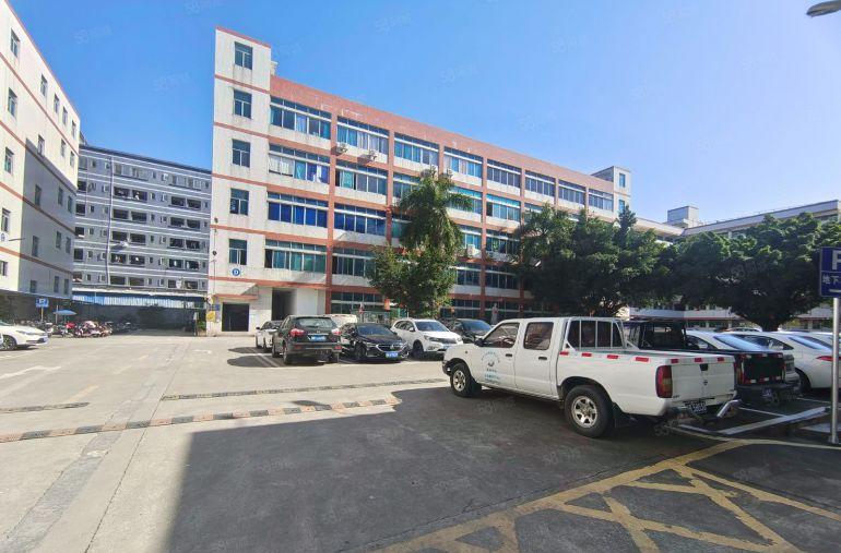 坪山坑梓地铁站附近工业园3楼1000平带装修办公仓库厂房出租