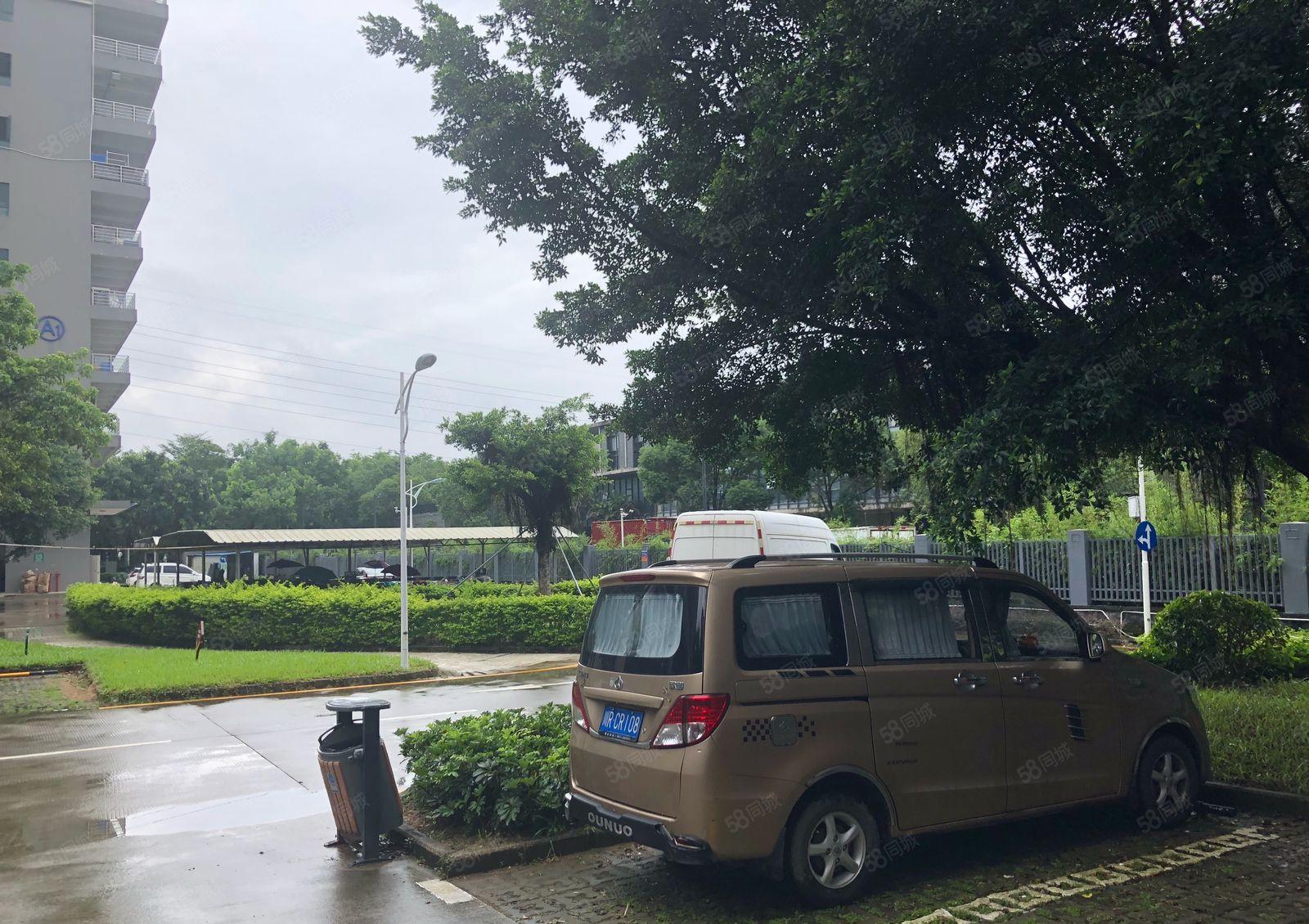 坪山金牛路与龙坪路附近原房东2000平一层共三层可分租