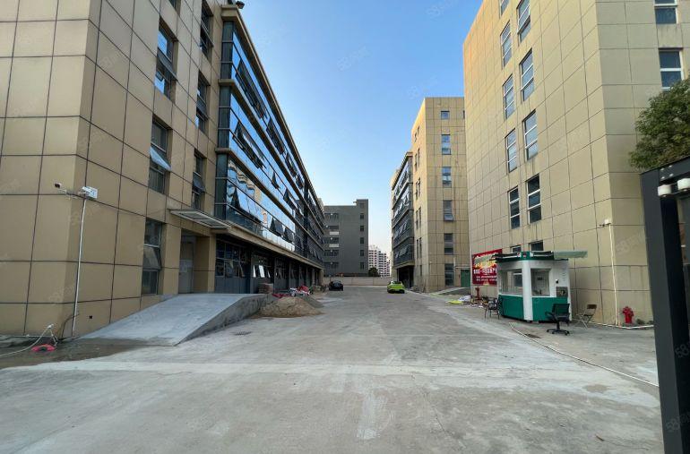 坪山层高7米独门独院26000平方厂房出租1500平起分租