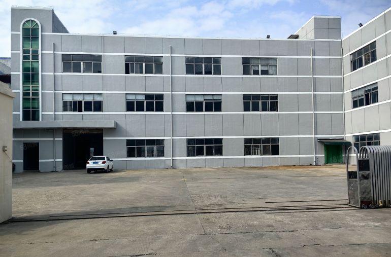 坪山坑梓龙田工业区楼上2000平厂房仓库低价出租大小分租