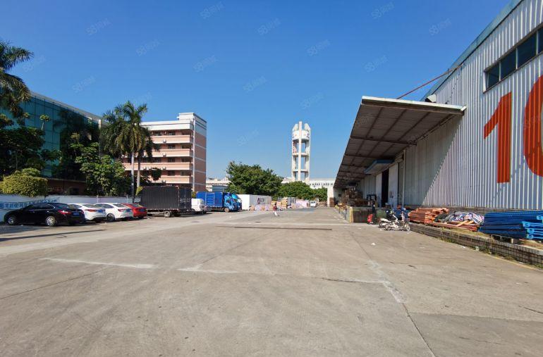 坪山原房东独栋钢构高8米3000平，空地超大！合同可签5年