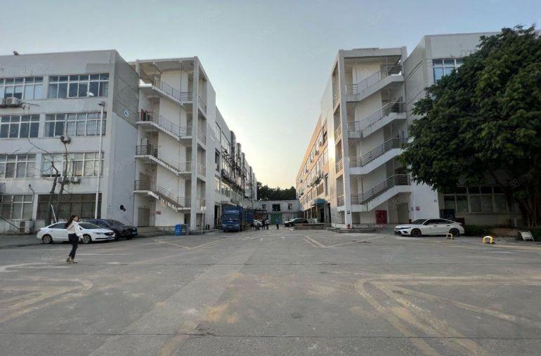 坪山大工业区原房东无公摊一楼1000平仓库厂房出租 空地超大