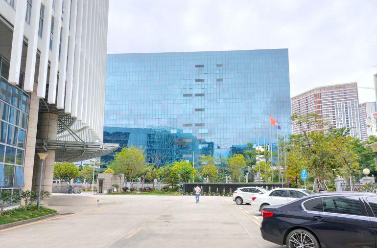 坪山高薪产业园780平方厂房出租红本租赁可分租花园式厂房