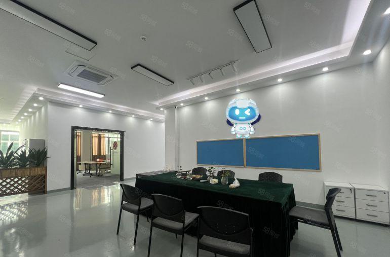 坪山锦龙原房东新出楼上1000平带精装修办公室仓库厂房出租