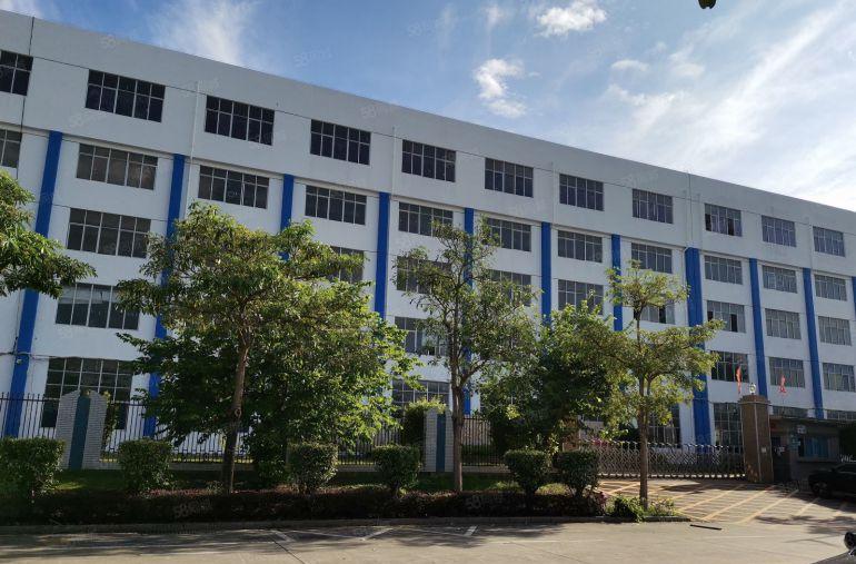 深圳市坪山区52000平方米红本厂房出租，每栋26090平米