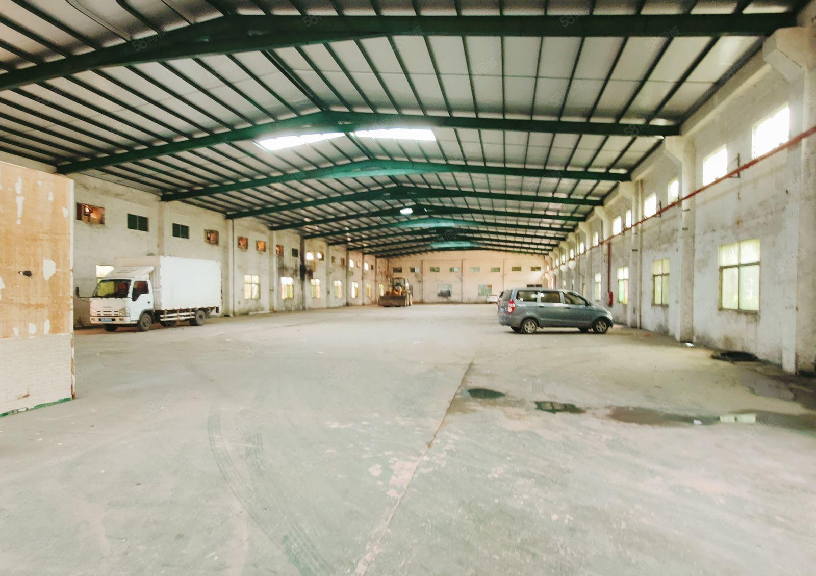 坪山坑梓滴水9米钢构800平，独门独院，实际面积300平起租