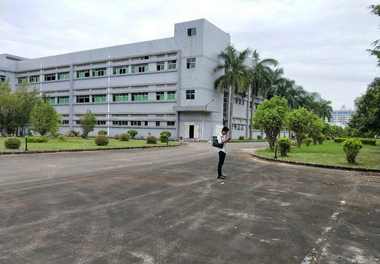 坪山大工业区新出9.6米红本一楼5600平米2000平米起租