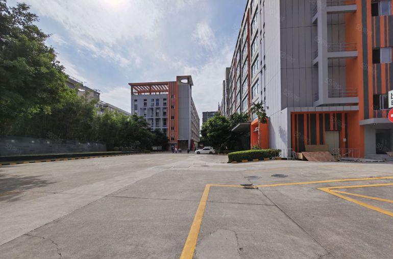 原房东无公摊！坪山大工业区2000平方仓库厂房出租精装修