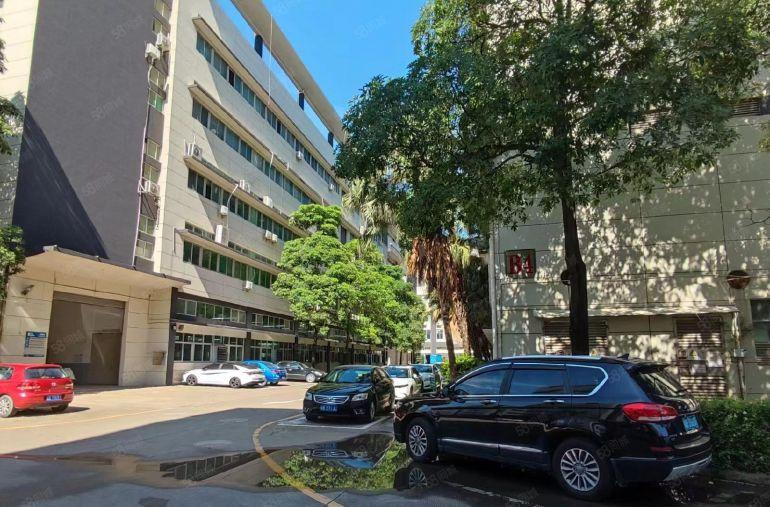 坪山地铁站原房东精装修1000平方办公室厂房超大空地低价出租