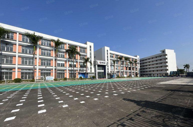 坪山大工业区新出楼上600平现成装修办公室仓库厂房出租