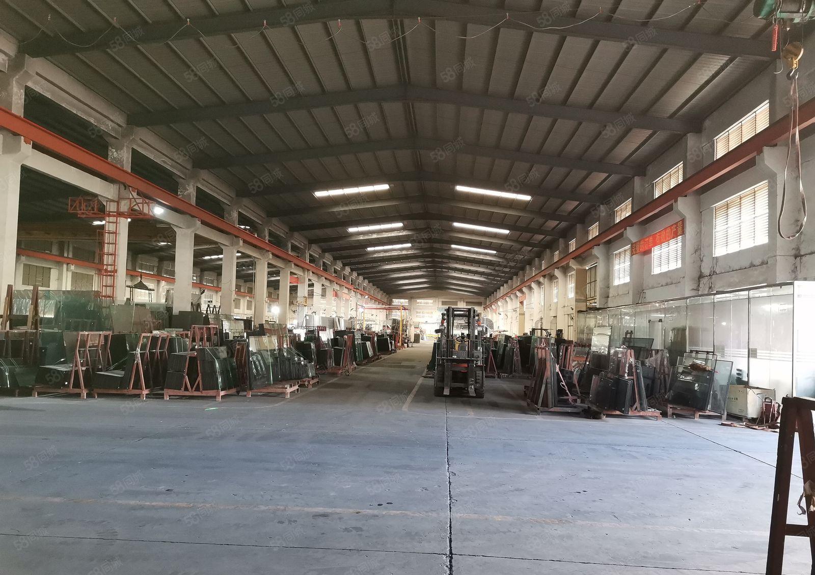 深圳坪山10米高单一层厂房出租4000平米，有两台行车