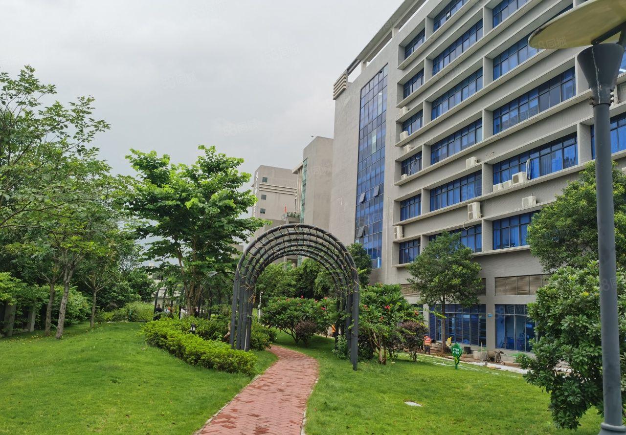 坪山生物医药创新产业园1800平二楼厂房出租带装修享补贴