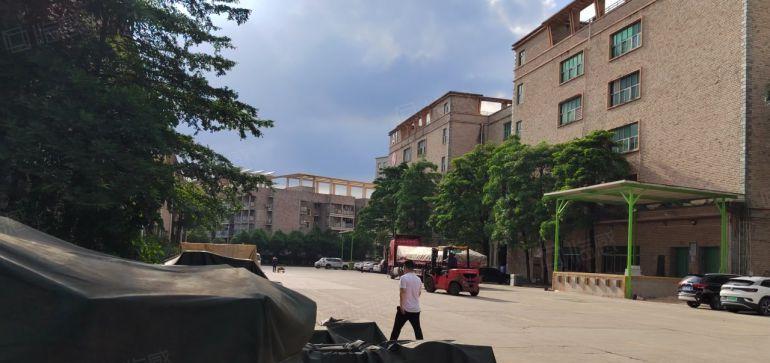 坑梓原房东红本工业区2000平精装修厂房低价出租500平起租