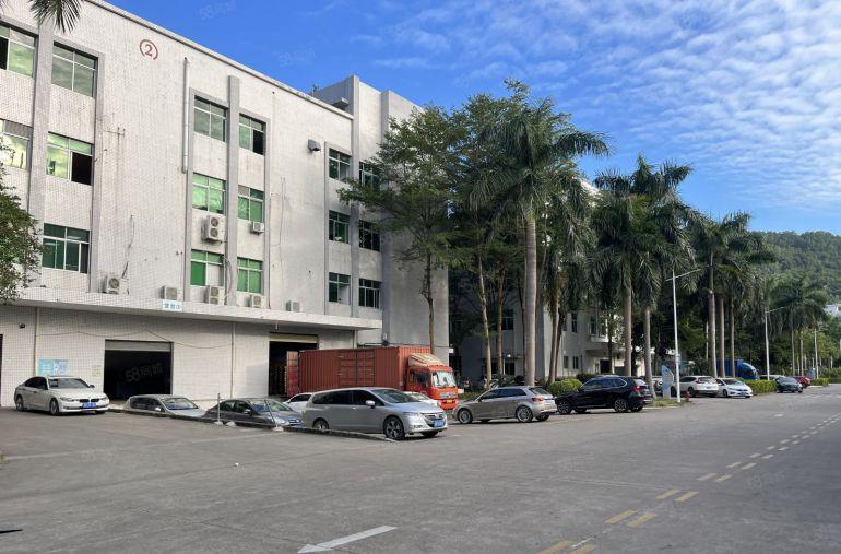 坑梓龙田街道一二楼各1000平现成装修办公室仓库厂房出租