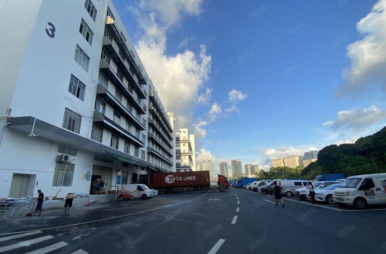 可分租带卸货平台坪山大工业区新出整栋17500平仓库厂房出租