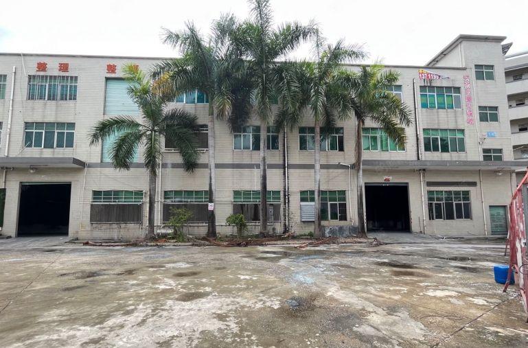 坪山坑梓大工业区一二楼2000平厂房出租 大小可分租一楼6米