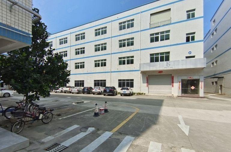 坪山坑梓地铁站原房东楼上1000平方精装修办公室厂房仓库出租