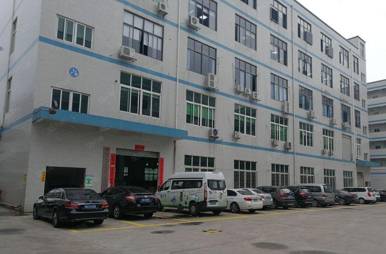 坪山坪大工业区带装修原房东2000平厂房可分租 低价仓库出租