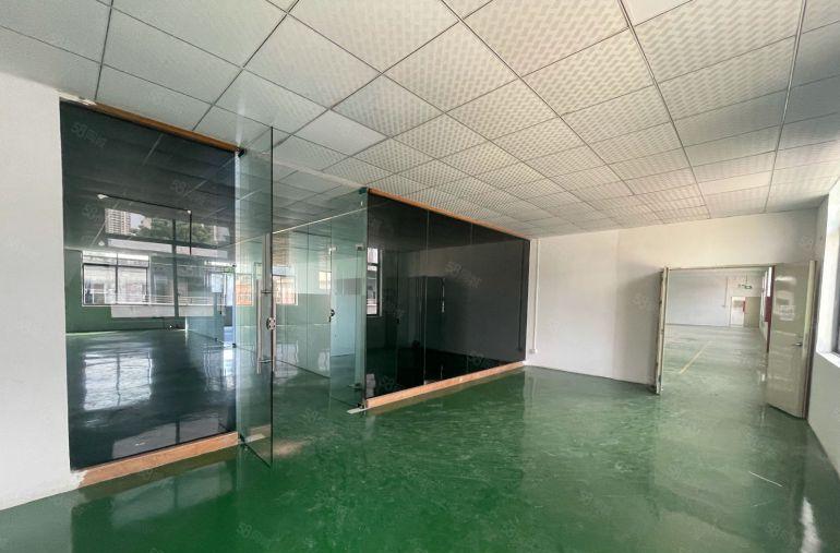 坑梓厂房出租1000平方带精装修整层水电齐全领包即可入驻