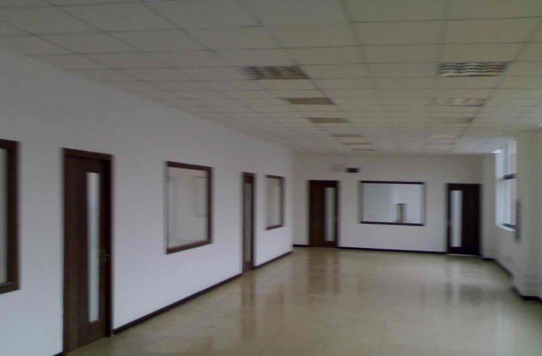 出租西乡黄田甜口工业区注塑车间一楼300-1000平方米