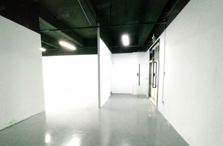 西丽阳光工业区 独立户型235平米 现成装修出租