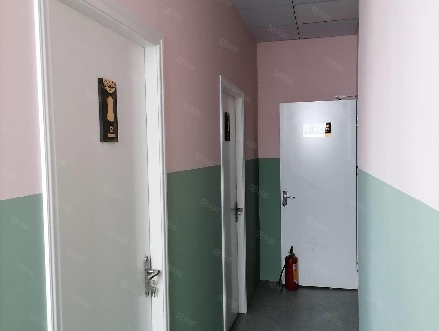 物业直租南山300平物流仓库，适合递物流，配送，食品饮品批发