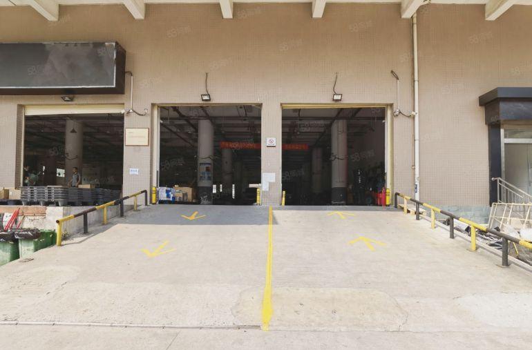 南山科技园 沙河西路一楼原房东红本厂房 整层2600平可分租