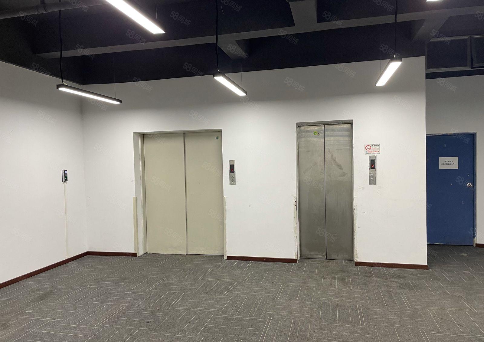 南山西丽珠光地铁口 整层1100平带精装办公室出租