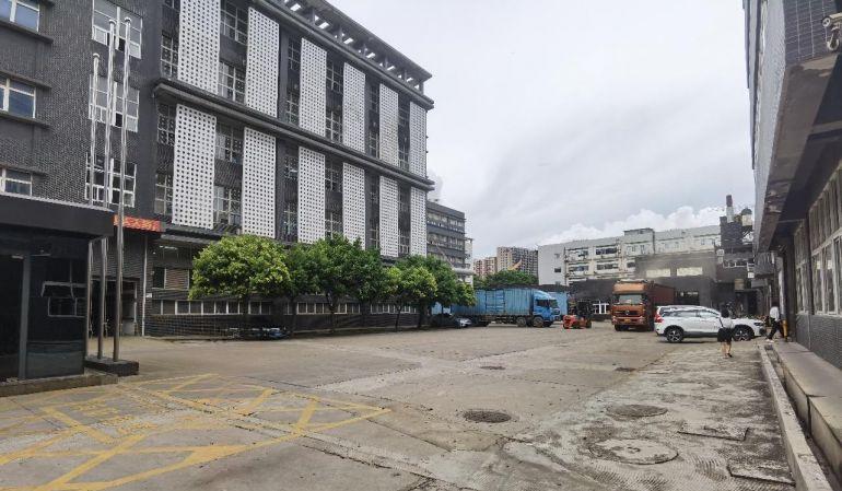 我就是房东！宝安福永福海塘尾地铁口100米红本厂房好招工！