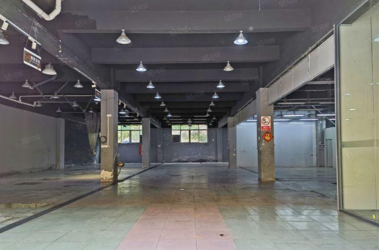 阳光工业区1225平汽车售后维修厂房，层高4.8米，停车免费