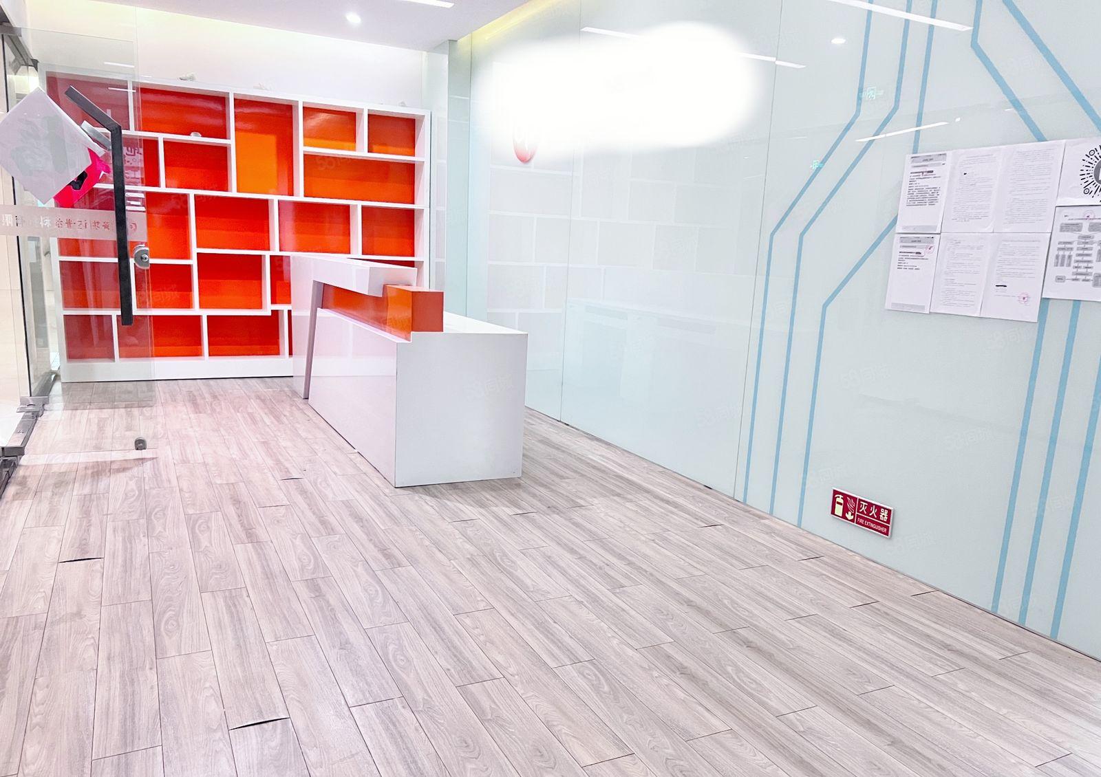 西丽大学城地铁口新出电梯口精装720平 总部研发办公电商等