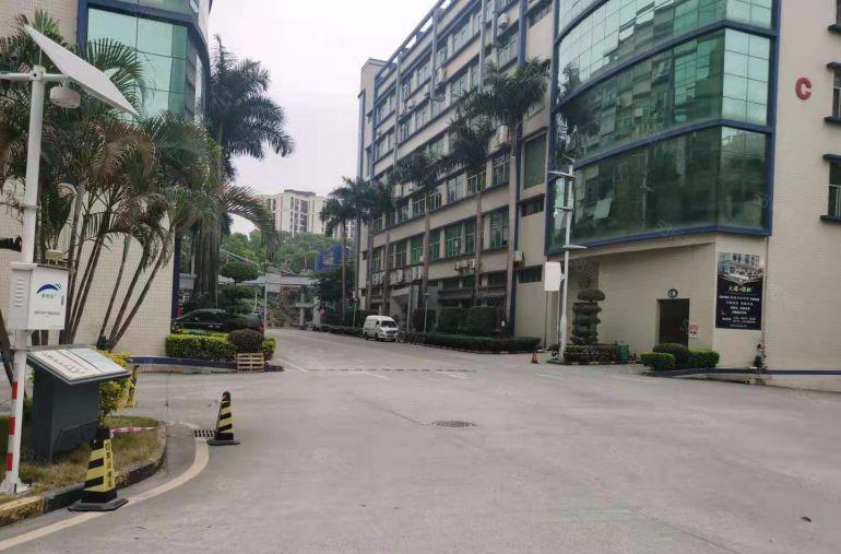 南山西丽原房东科技园新出楼上1000平带装修厂房出租 可分租