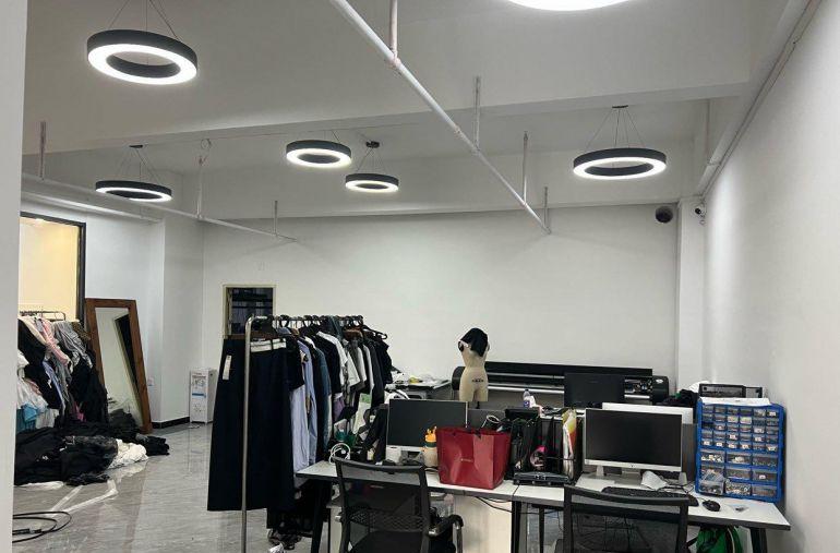 布吉南岭1983小镇新出厂房新装修660平办公仓储