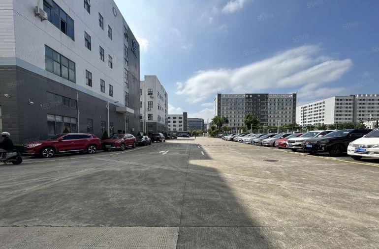 东莞凤岗原房东工业园10000平独栋厂房出租1000平起分租