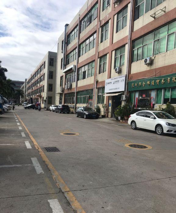 布吉厂房仓库直租200平至8000平大小分租