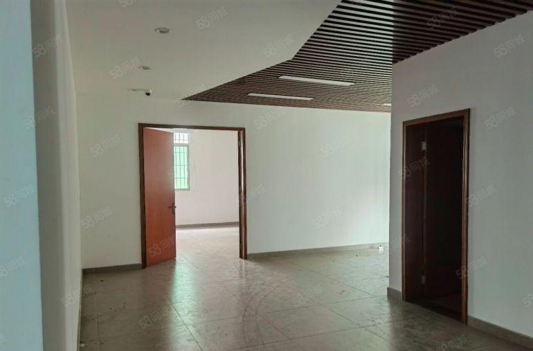 南山西丽产业园整层1450平带装修，绿化好