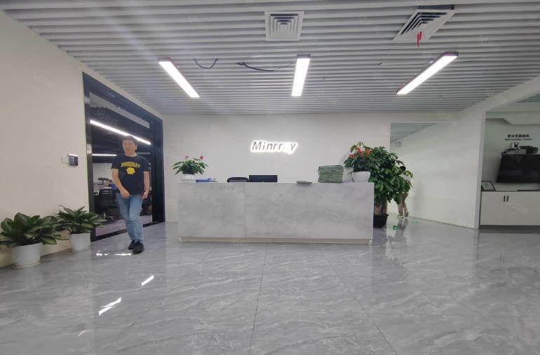 南山开发商花园式豪华装修红本厂房3800平，实际面积出租